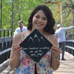 Meet your Posher, Abigail